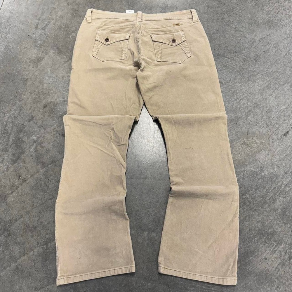 Women's Levi's Corduroy Flare Pants Mid Rise Earthtone Preppy Wide Leg Sz 14